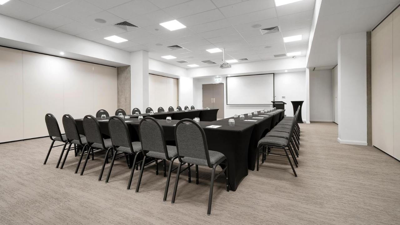 Oaks Toowoomba Hotel מראה חיצוני תמונה