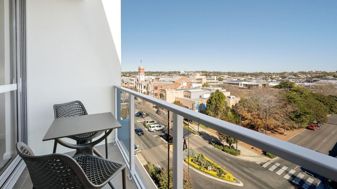 Oaks Toowoomba Hotel מראה חיצוני תמונה