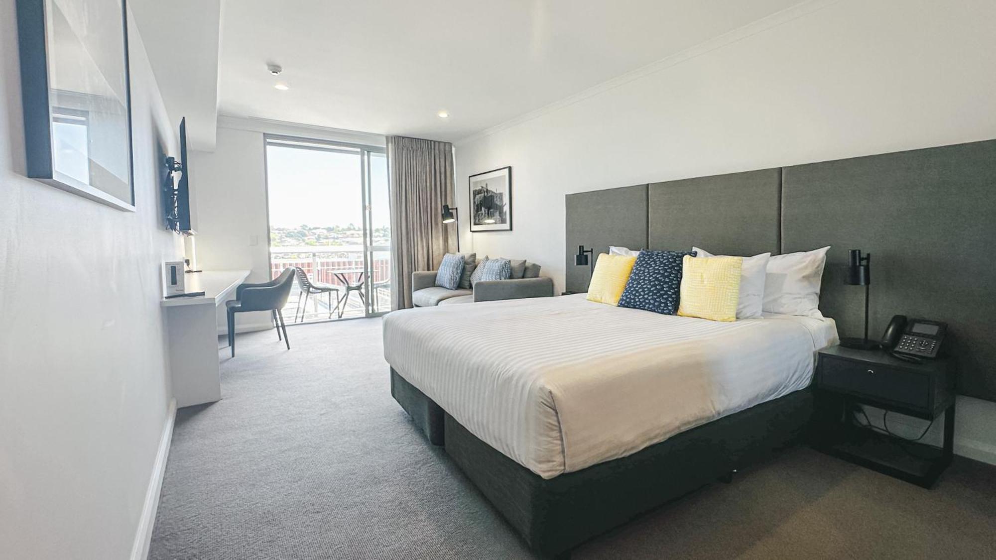 Oaks Toowoomba Hotel מראה חיצוני תמונה