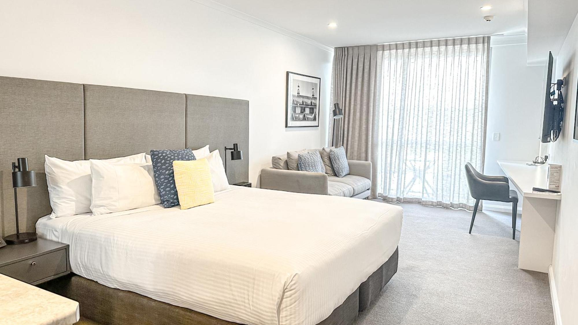 Oaks Toowoomba Hotel מראה חיצוני תמונה