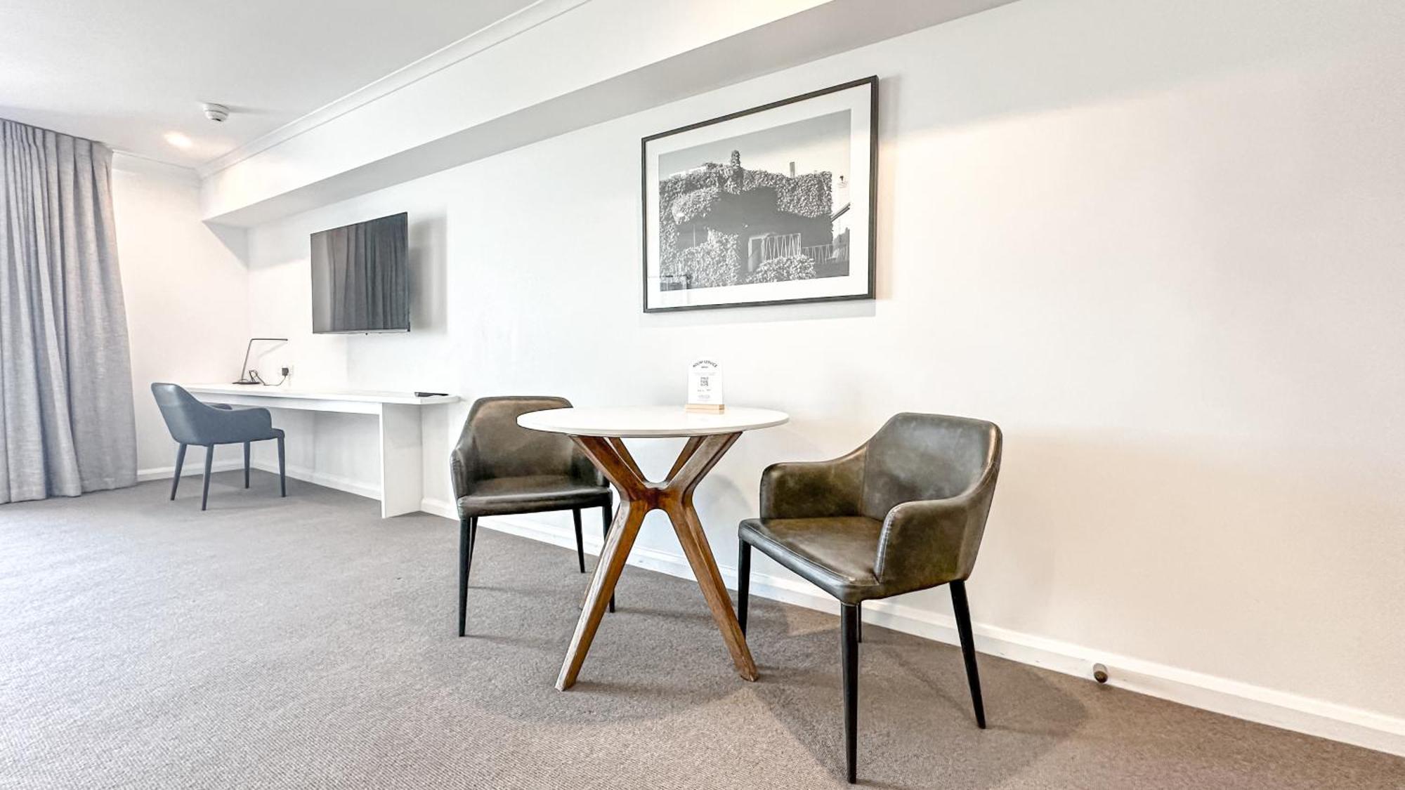Oaks Toowoomba Hotel מראה חיצוני תמונה